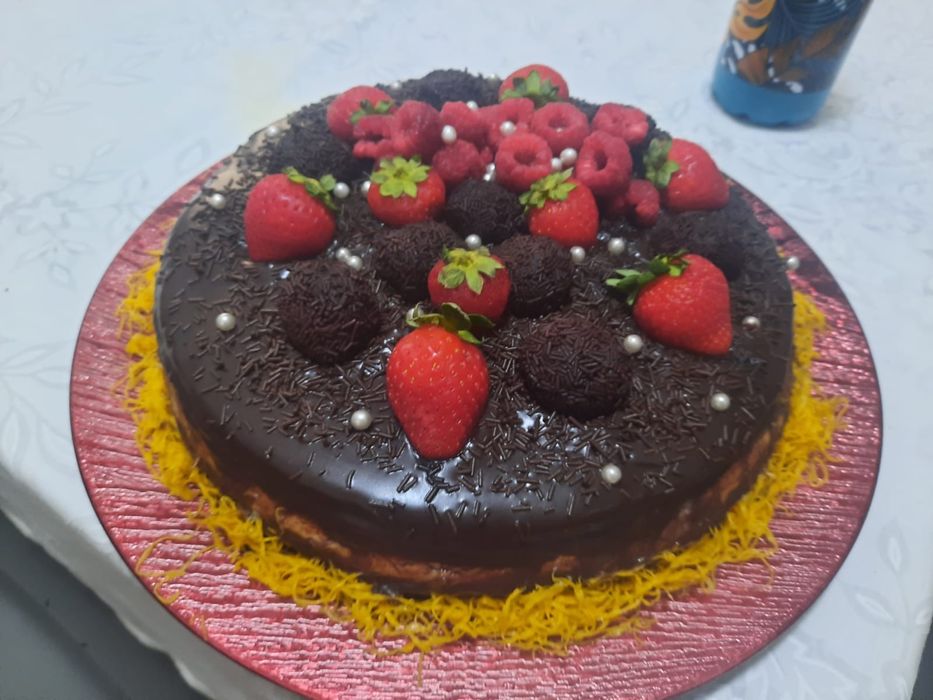 Bolos caseiros personalizáveis - Feitos no dia