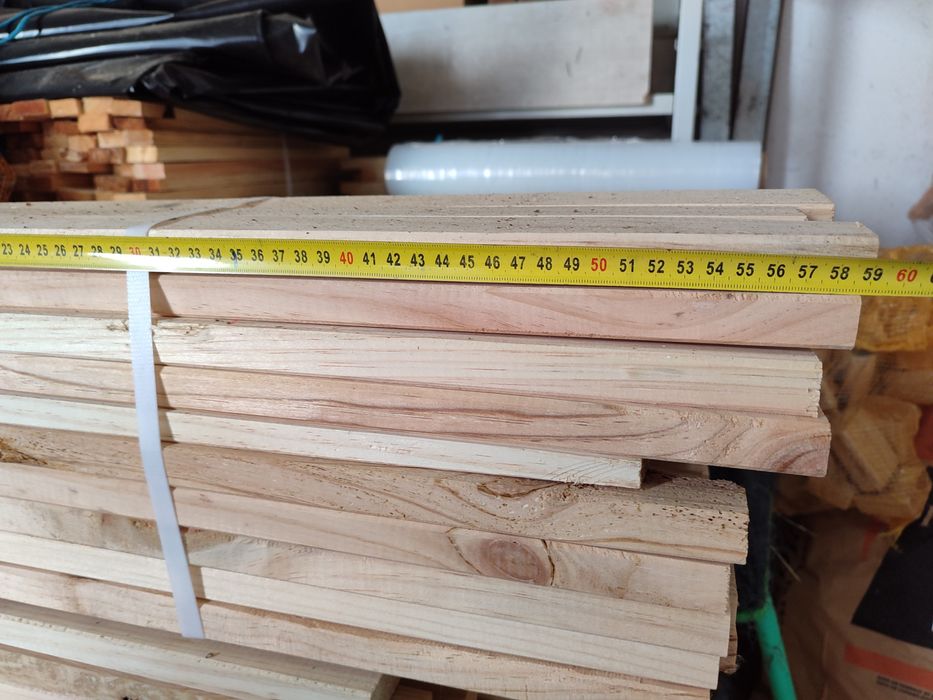 Madeira em ripas para  bricolage