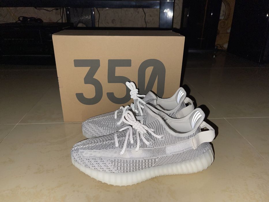 Кроссовки Adidas Yeezy Boost 350 v2 Static Оригинал