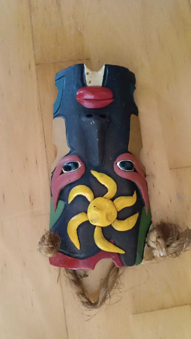 Máscaras de madeira