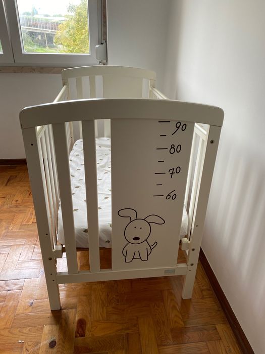 Berço com lateral ajustável ergonómico Zippy