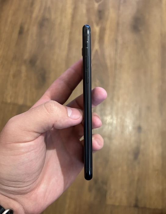 iPhone SE 3 64gb Nevelock!!!