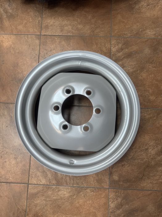 Felgi 4.5-16 przód Ursus C360 C330 MF 6otworów