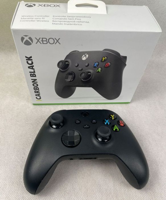 Oryginalny czarny pad Xbox One Series X/S