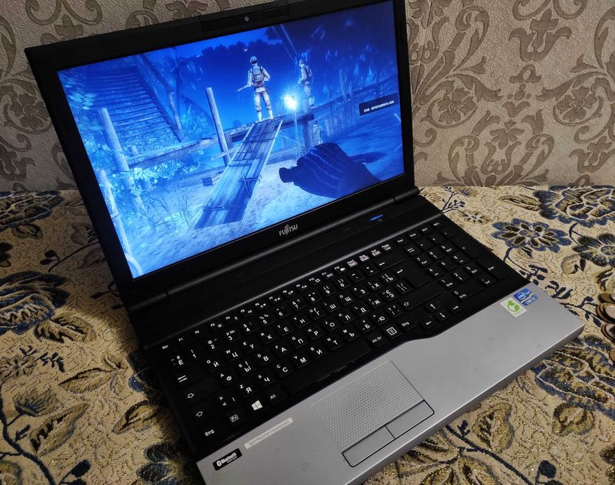 Надежный производительный Fujitsu \ CORE i5 \ Память 700 Гб