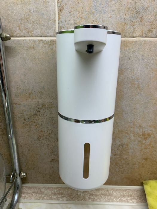 Дозатор для жидкого мыла