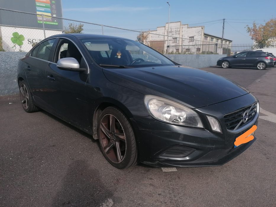 Volvo S60 R Design