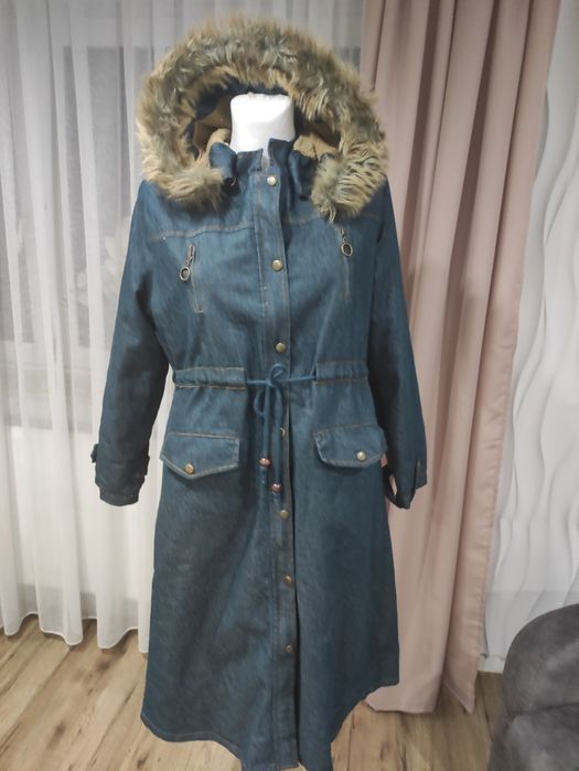 Płaszcz ocieplany damski