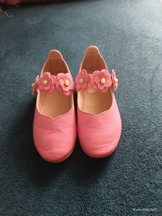 Eleganckie buciki dla dziewczynki
