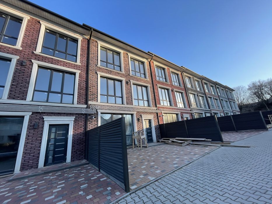 Оренда ТАУНХАУСА «Гарячий Урбан»