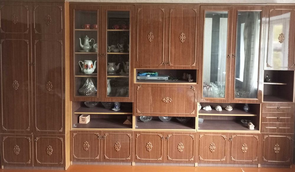 Продам кровать, шкаф, диван,кресла