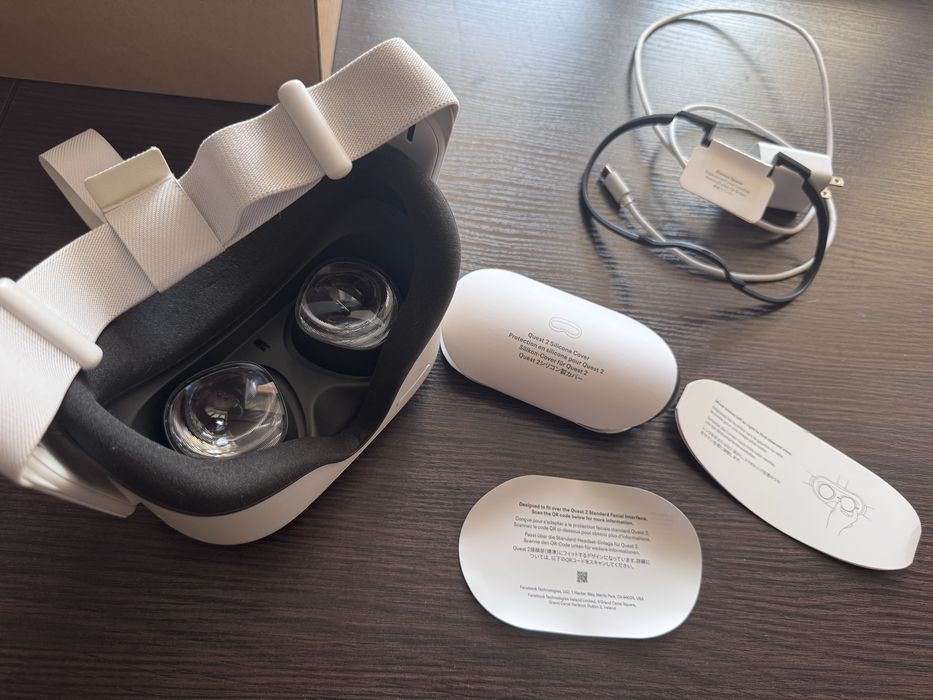 Продам Oculus Quest 2