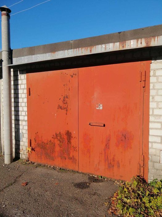 Продам гараж с документами в центре города ул. Культуры метро Научная