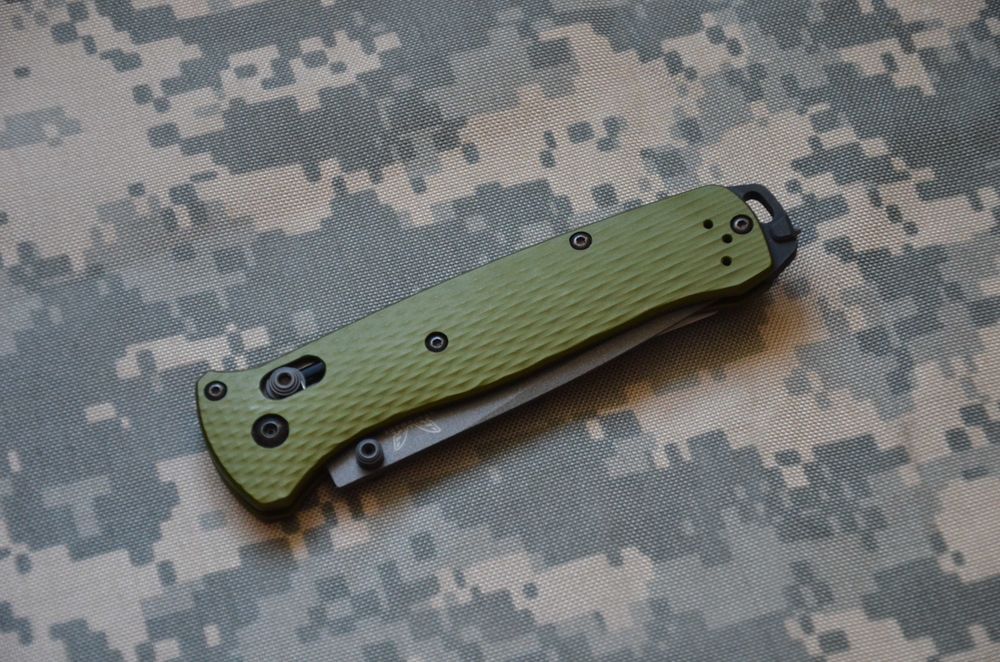Składany nóż Benchmade 537GY-1 Bailout z klipsem