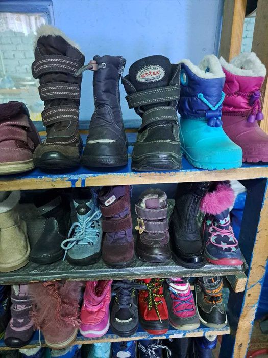 ЗНИЖКИ! РОЗПРОДАЖ Взуття Черевики Ботинки Чоловічі Жіночі з НІМЕЧЧИНИ