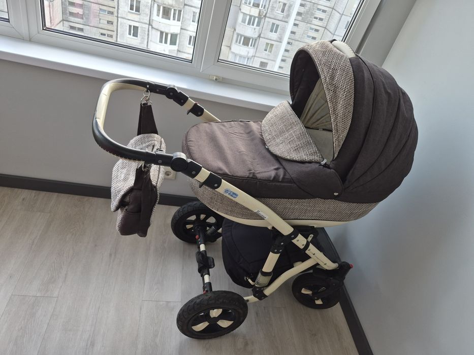 Дитячий візок (коляска) bebe-mobile Toscana