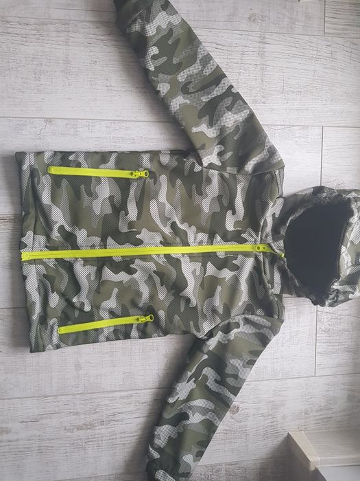 Kurtka softshell r.104