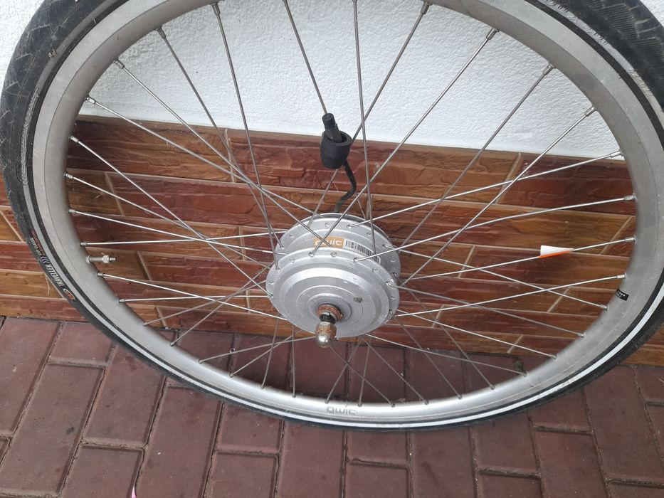 Kolo z silnikiem do roweru elektrycznego