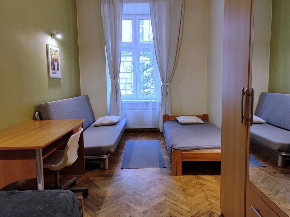 STARE MIASTO! 55 m2, 3 pokoje, 2-5 osób. BEZCZYNSZOWE, bezpośrednio