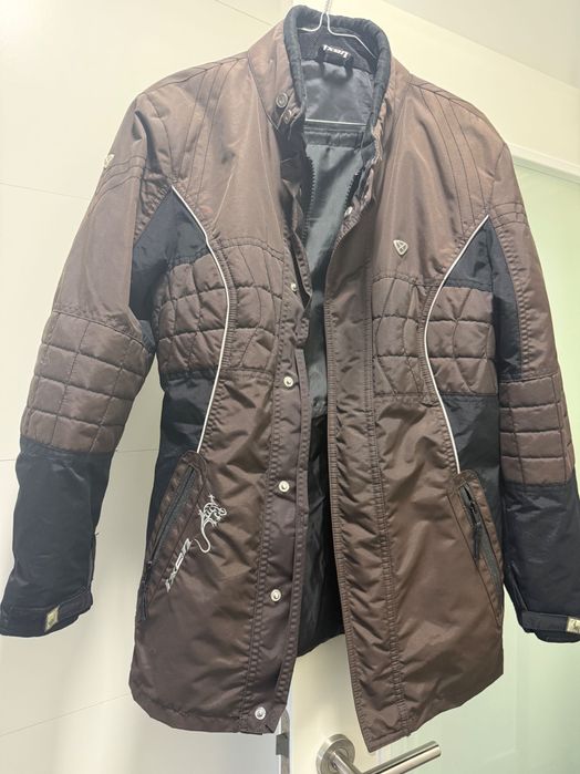 Casaco de senhora mota