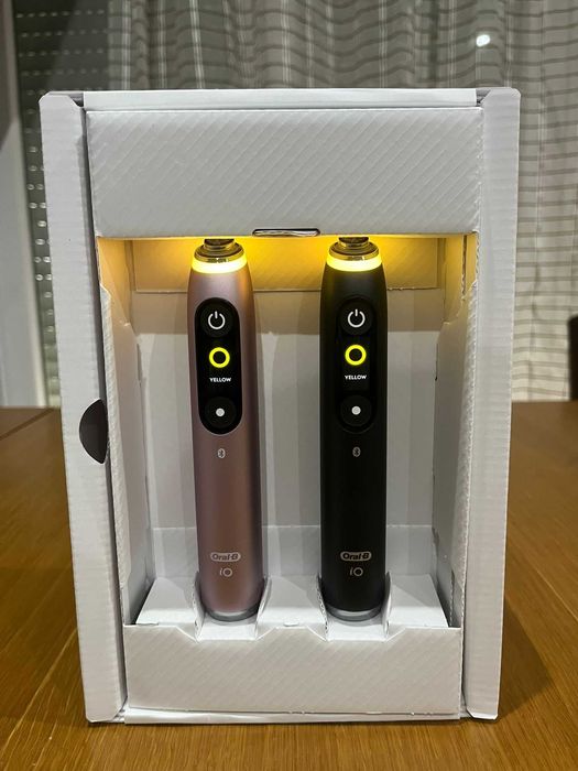 Oral-B iO 9 Pack of 2