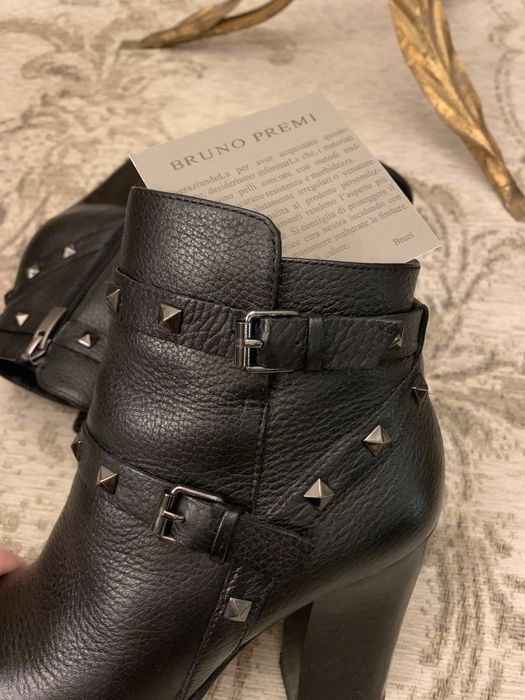 Bruno Premi skórzane botki na obcasie włoskie z ćwiekami ćwieki skóra