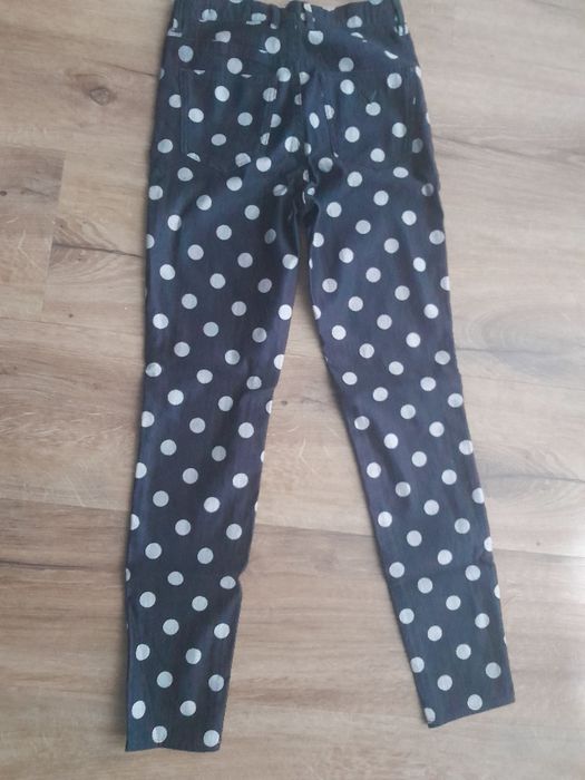 Guess spodnie damskie rurk Skinnyi High 1981
