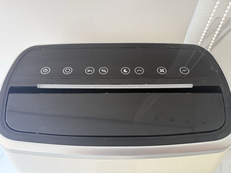 Desumidificador Qlima D 620 – 20L/dia (Como novo)