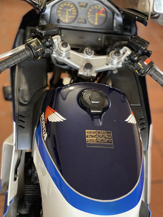 Honda CBX 750 f2 ano 86