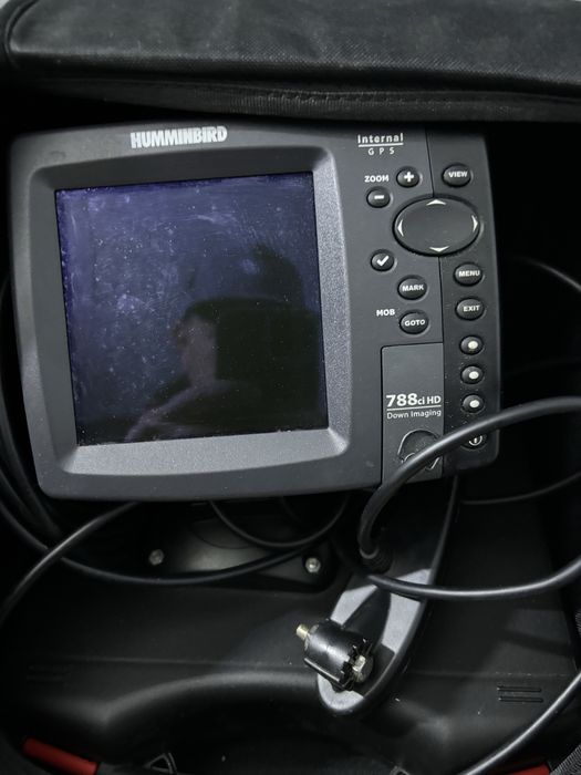 Продам ехолот Humminbird 788ci Review