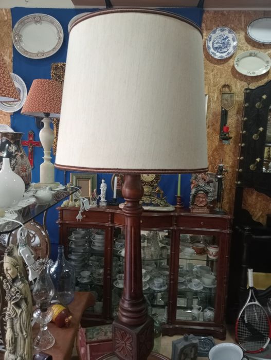 Floor Lamp Made of Solid Wood430538734867599363