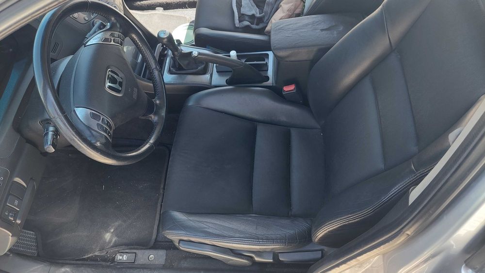 Honda Accord 2.2 i-DTEC de uso pessoal muito estimado
