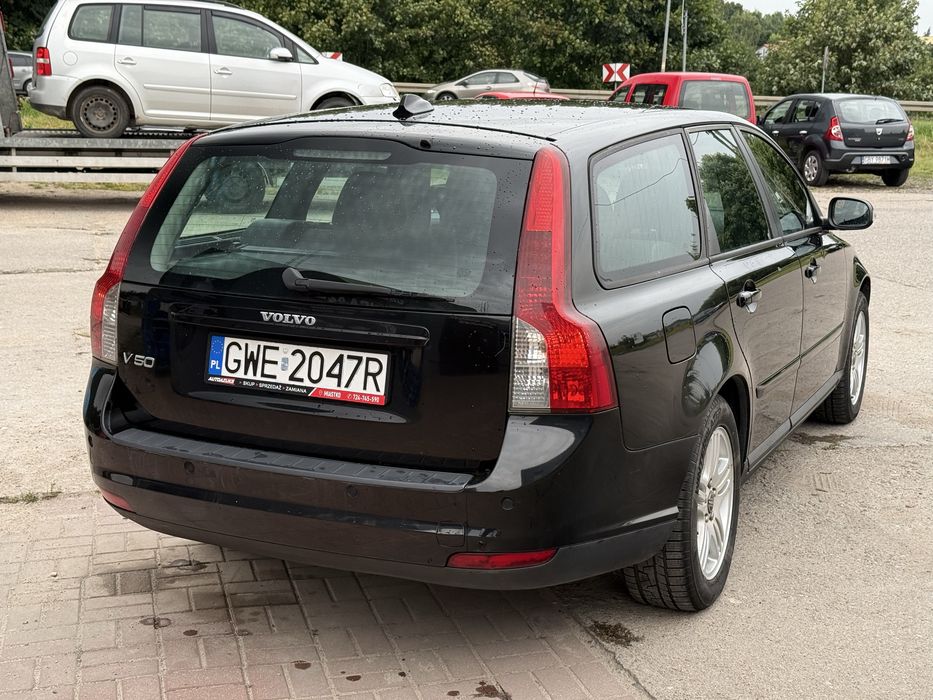 Volvo V50 LIFT 2.0 D 136 KM 2008 R KLIMA Alu Navi GWARANCJA