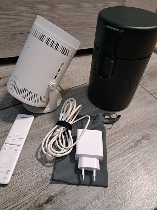 Projektor samsung the freestyle full HD wi-fi bluetooth