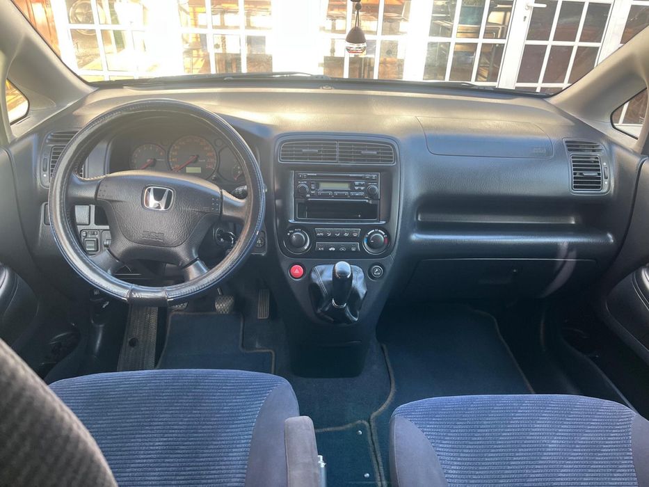 Honda Stream 1.7 GPL – 7 Lugares