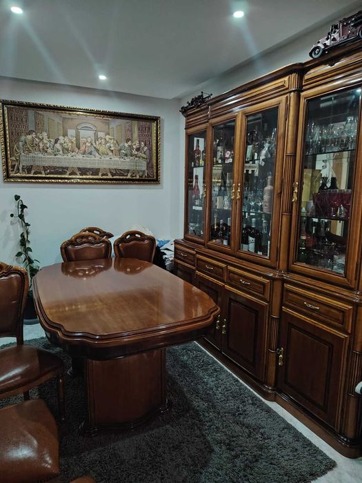 Mobila de sala de jantar completa em cerejeira Grande oportunidade