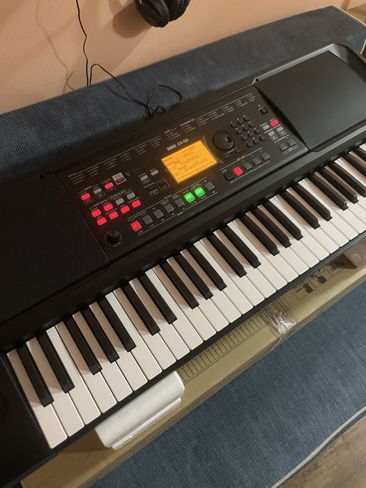 Синтезатор Korg EK 50