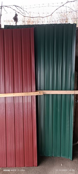 Профлисти лист профільний покрівельний фарбований та оцинкований