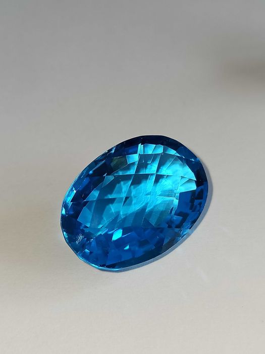 Topaz naturalny 58.16 cts. London Blue