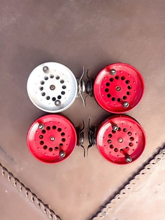 Спиннинги , катушки времён  СССР.