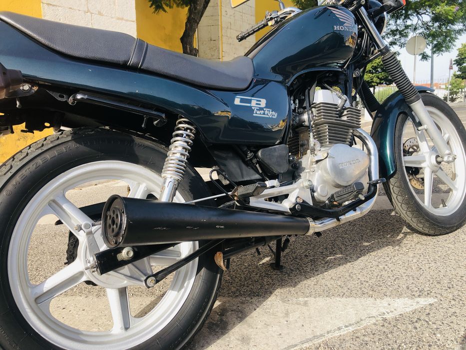 Moto cb 250 two fifty