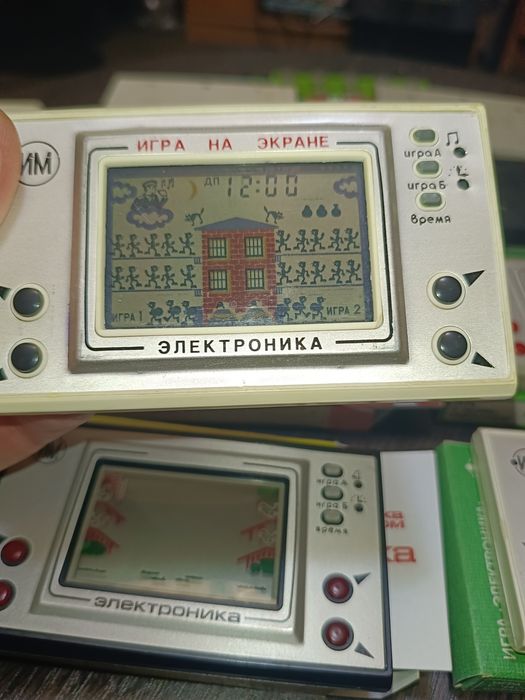 Игры електроника из серии игр Ну Погоди