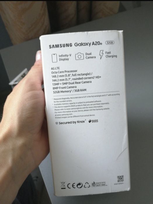 Telefon samsung galaxy a20e