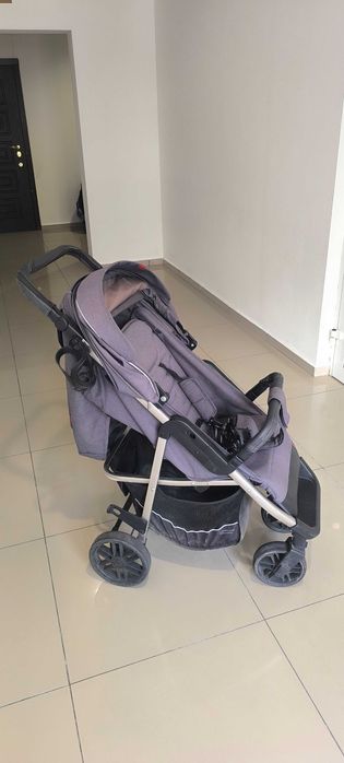 Коляска прогулочная