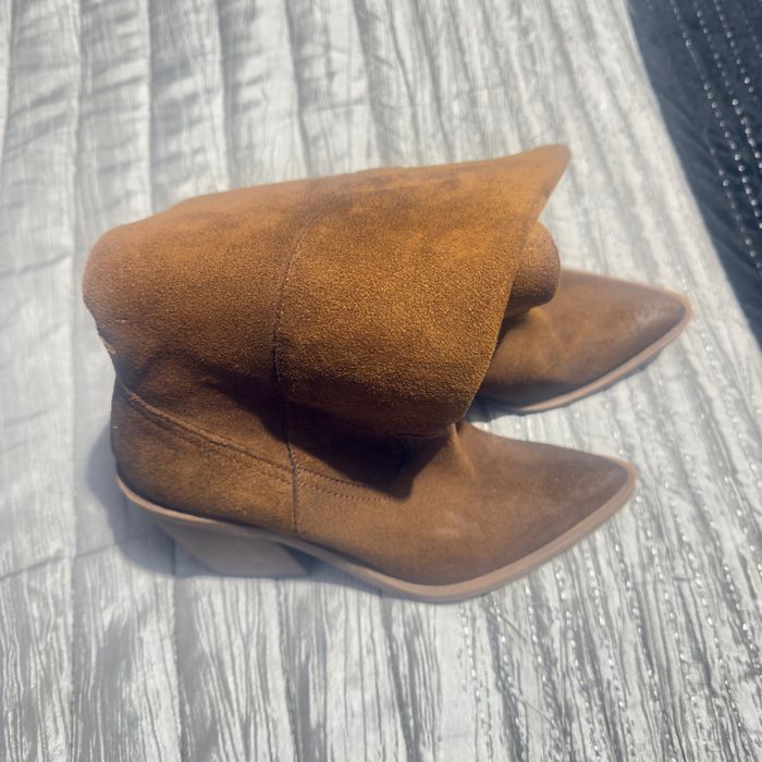 Cslcas como novas e botas