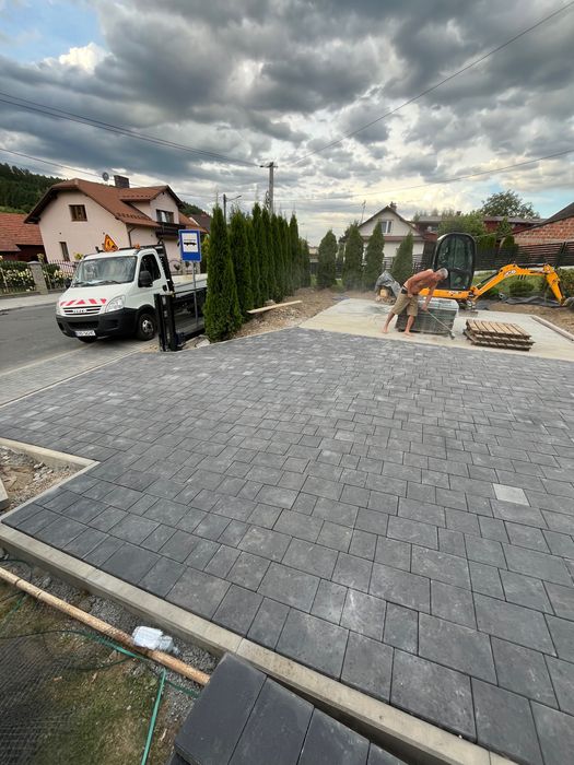 Usługi koparką 5 ton i 2 tony .brukarstwo ,wyburzenia