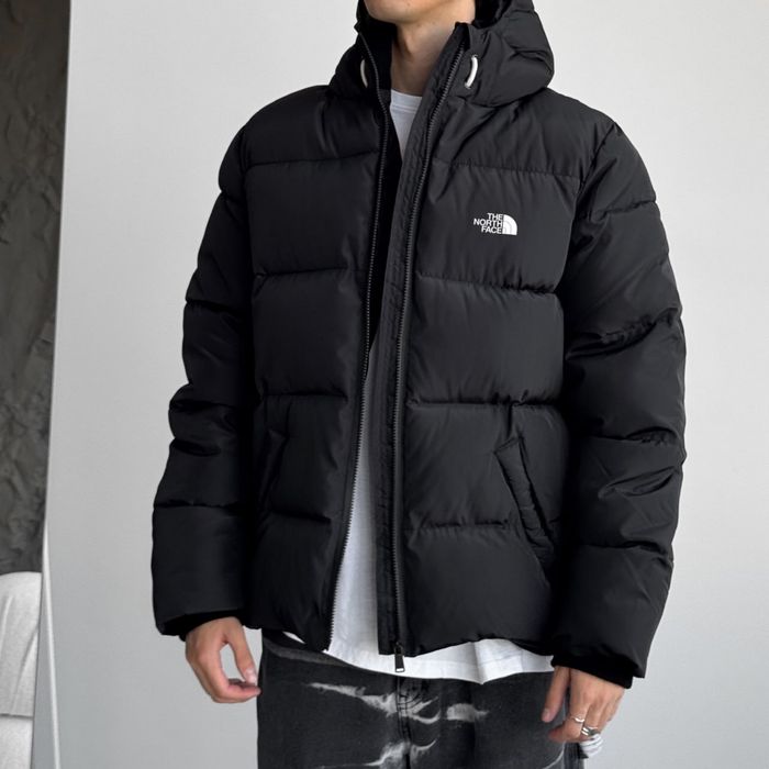 Зимовий пуховик від «The North Face»