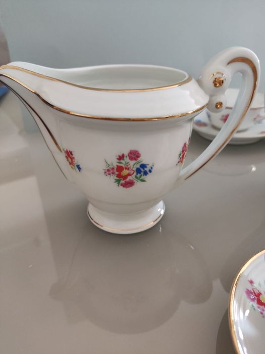 2 serviços de café antigos