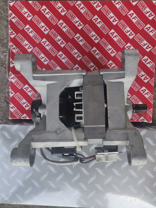 Двигун Welling пральної машини  "Indesit"