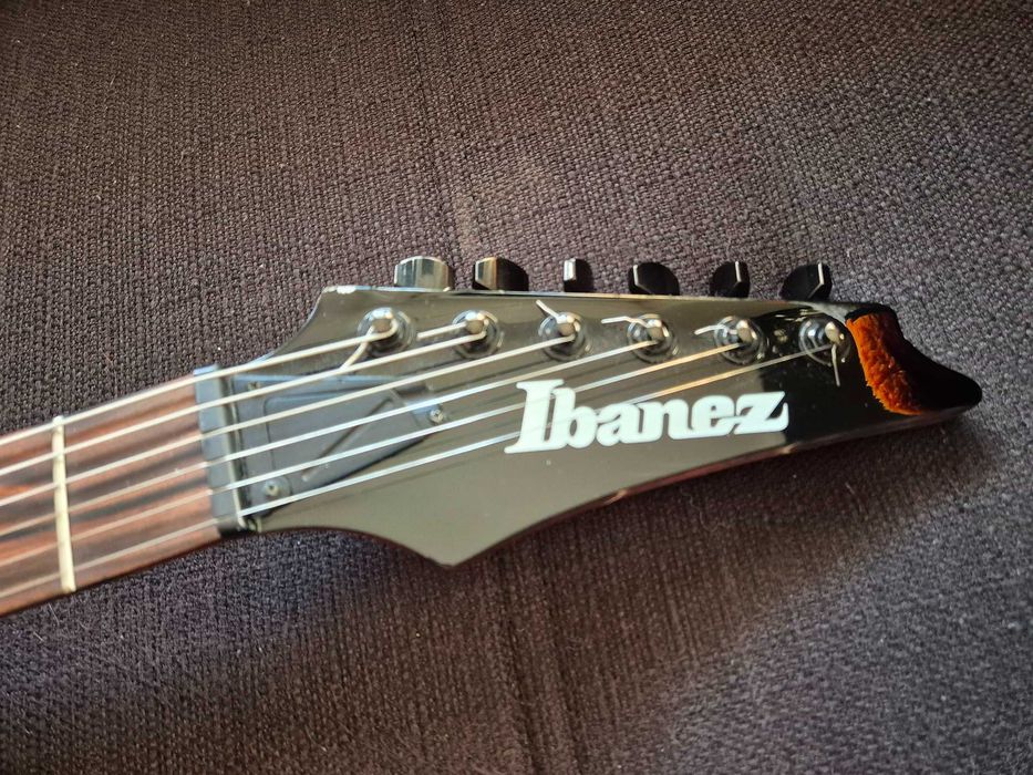 Ibanez RG RGD 61 ALA - baryton, Fishman Fluence Modern, grafika Alien